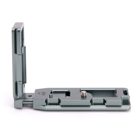 3 Legged Thing Gracy Dedicated L-Bracket for Fujifilm GFX 100S and 50S II, Gray