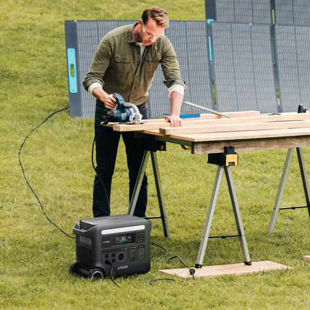 Anker SOLIX F2600 2560Wh 2400W Portable Power Station
