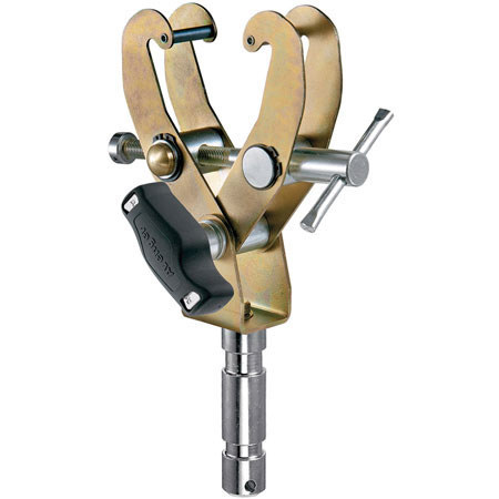 Avenger Grab Clamp with Junior 1 1/8 inch TV Spigot