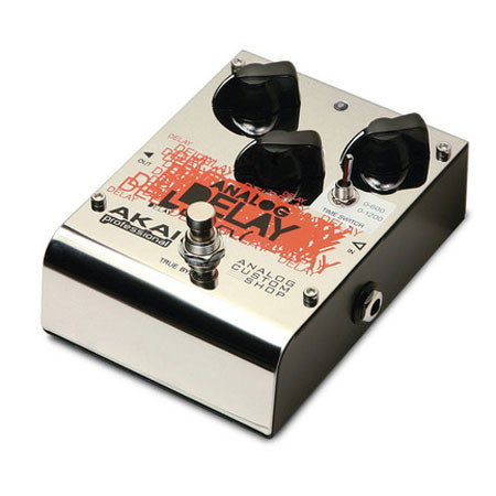 Akai Analog Delay Effects Pedal