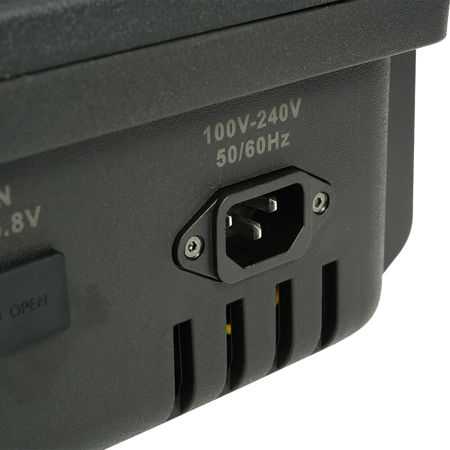 Aputure MC Pro 8-Light Charging Case(US) APA0229A33
