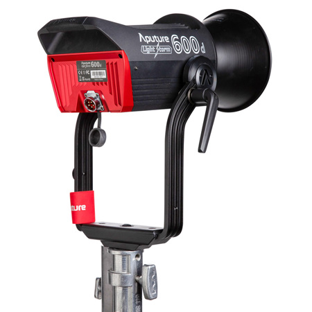 その他 Aputure Light Storm 600d Amazon.com: Aputure Light Storm 600d Pro Daylight LED Light