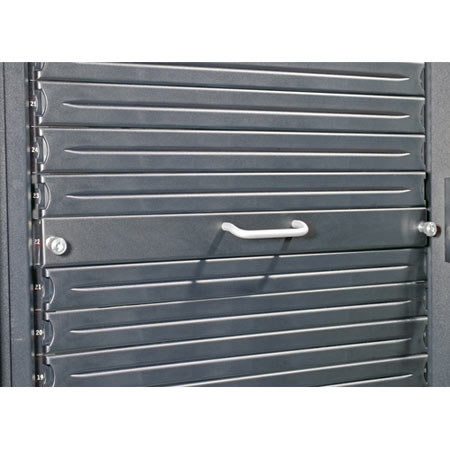 American Power Conversion (APC) APC 10x19" 1U Blanking Panel, 10 Pack