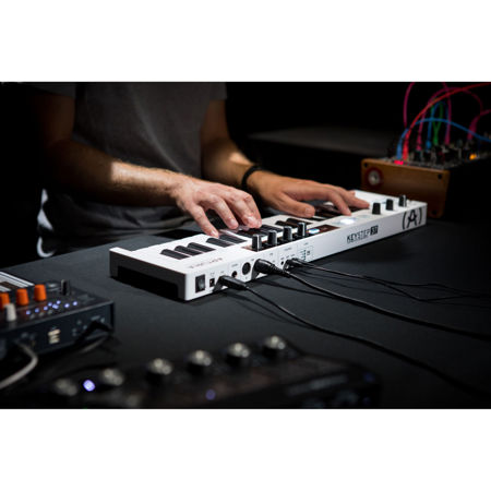 Arturia KeyStep 37 37-Note MIDI Keyboard Controller and Sequencer