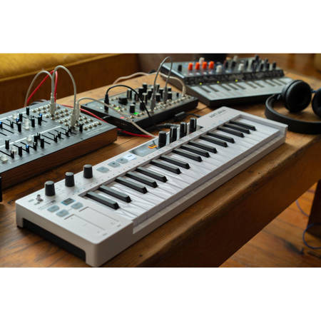 Arturia KeyStep 37 37-Note MIDI Keyboard Controller and