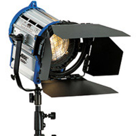 Arri Junior 1000 Plus Tungsten Fresnel Light with 5" Lens, Black Stand Model, 1000 Watt, 120 Volts AC.