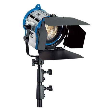 ARRI Junior 650 Plus Tungsten Fresnel Light with 4.3" Lens, Pole Operated Model