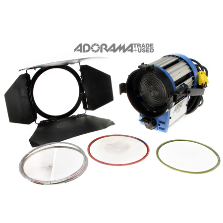 Arri Studio 1000 Tungsten Fresnel Light with 7" Lens, Stand Model, 1000 Watt, 120 Volts AC.