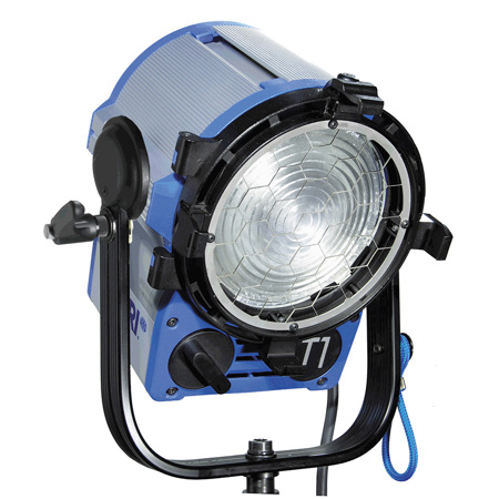ARRI T1 Location 1000W Fresnel, Pole Operated