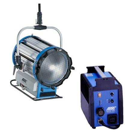 ARRI Compact HMI Fresnel Lighting Kit with 19.69" Fresnel Head, Ballast and Cable, 12,000 Watts, 220 Volts, 6000°K.
