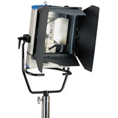 ARRI X12 HMI Flood Lighting Kit with Head, A.C. Ballast and Cable, 1,200 Watts, 120 / 220 Volts, 6000°K.