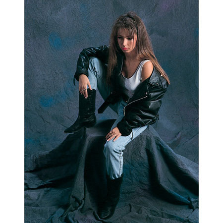 Studio Dynamics Classic Series 10' x 30' Muslin Background, Lumina.