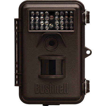 Bushnell Trophy Cam XLT 8MP Night Vision with Color Viewer, Brown