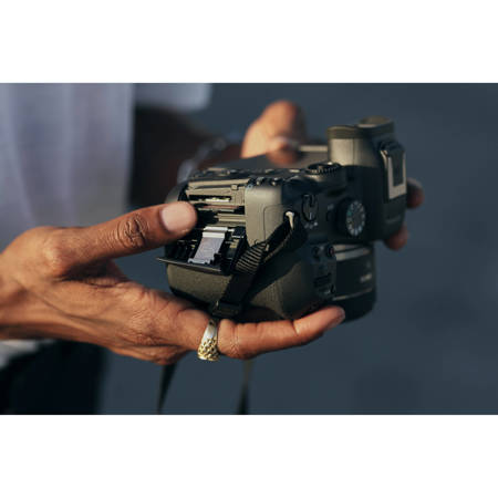 中古：A(美品)】キヤノン EOS R7 ボディ | 2444270044087
