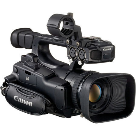 Canon XF-100 HD Pro Camcorder, Bundle Switronix LED Light & Light Stand Adapter