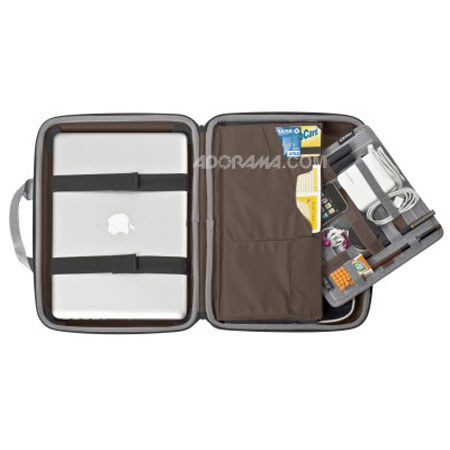 Cocoon Murray Hill -CLB353 Laptop Attache Case in Red