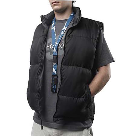 Case Logic 1in Wide Lanyard with USB Sleeve, Black
