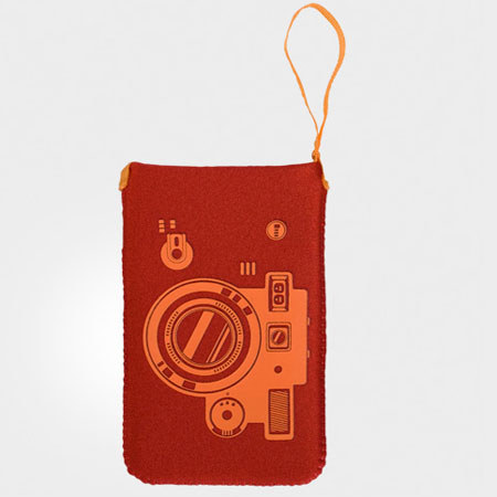 Crumpler The Grub (M) Camera Pouch, Rust Red