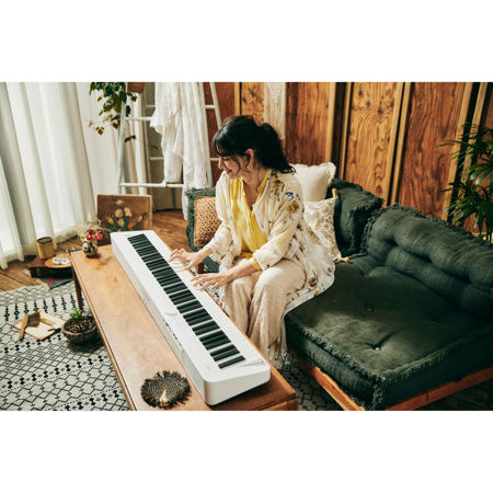 Casio PX-S1100 Privia 88-Key Slim Digital Stage Piano w/Bluetooth