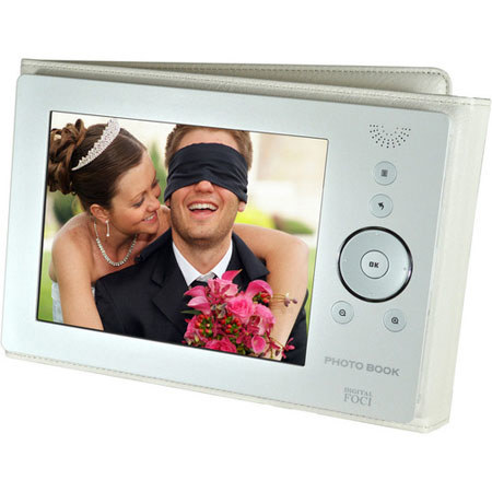 Digital Foci 8in Portable Digital Pearl White Album 4GB