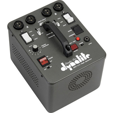 Dynalite SK16-12100 Studio Series Kit,SP1600 Power Pack