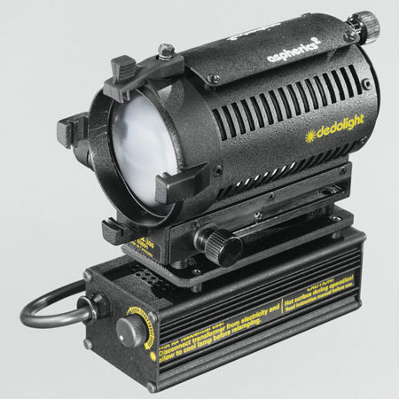 Dedolight DLHM4 150 Watt Tungsten Zoom Focus Light Head w/Integrated 120V Xformr