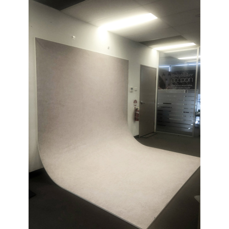 Easiframe 8.2x12.5' Cyclorama Fabric Curved Frame Backdrop, White