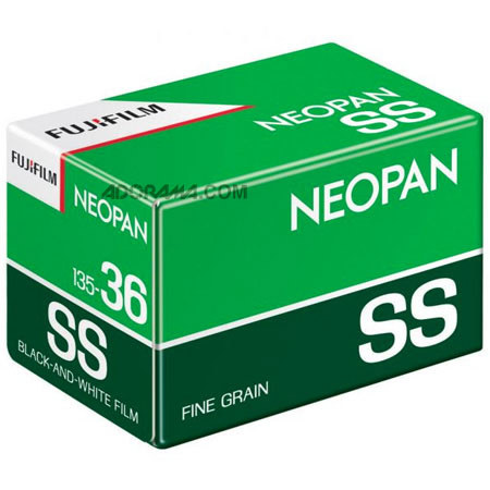 Fujifilm Neopan 100 B/W Film, 35mm Size, 36 Exposure