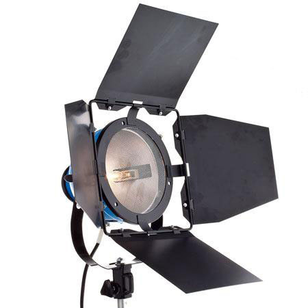 Flashpoint Bright Beam 800 watt Quartz Hot Light with Barn door-Dimmable - Blue