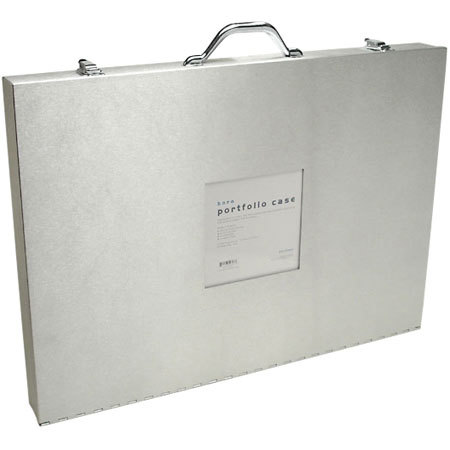 Pina Zangaro Boro Portfolio Case, 18" x 25" x 2.5" with a 6" x 6" Window.