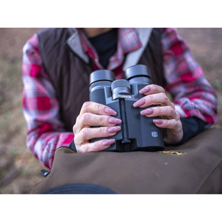 Fujifilm 8x42 Fujinon Hyper-Clarity Roof Prism Binocular, 8 Degree Angle of View