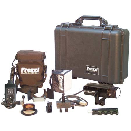 Frezzi MAK24-4Q 24 Watt AC/DC Mini-Sun Gun Location Kit, with Battery, Charger, Bulb & Accessories.