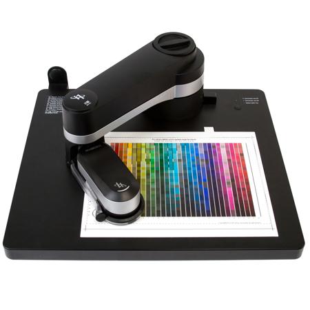 X-Rite i1Publish Pro 3 Spectrophotometer & i1iO 3 Automated Chart