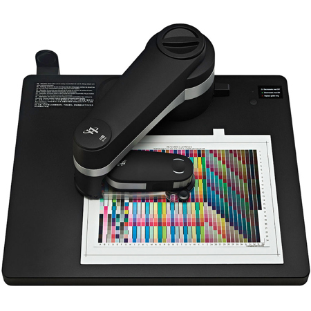 X-Rite i1iO Automated Scanning Table 2