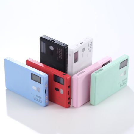 Godox「MA5R」ホワイト Godox MA5R RGB LED Light and Power Bank (White) MA5R WHITE B&H