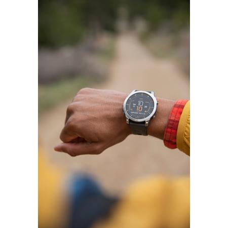 特別価格Garmin 010-02582-10 epix Gen 2, Premium active smartwatch, Health and wellness features, touchscreen AMOLED display, adventure watch w並行輸入