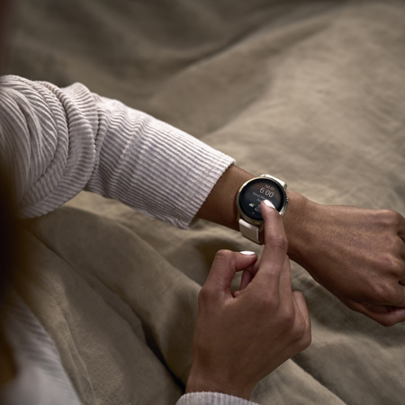 Garmin Venu 4 45mm AMOLED GPS Smartwatch, Silver with Silver Gray 