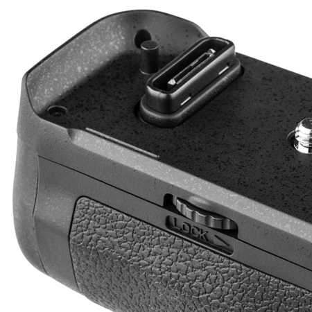 Green Extreme MB-D17 Battery Grip for Nikon D500 GX-MB-D17 Green Extreme MB-D17 Battery Grip for Nikon D500 GX-MB-D17