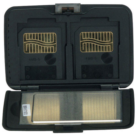 Hakuba Digital Media Storage Wallet for 4 Media Cards