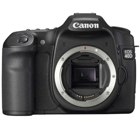 Canon EOS-40D SLR Camera w/ 70-300 f/4-5.6 IS USM