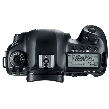 Canon EOS 5D Mark IV with EF 24-70mm f/4L IS USM Lens
