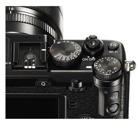 Fujifilm X-E2 Camera w/XF 18-55mm F2.8-4 R LM OIS Lens Kit Black