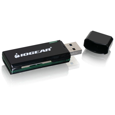 IOGEAR SuperSpeed USB 3.0 SD/Micro SD Card Reader