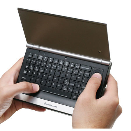 IOGEAR 2.4GHz Mini Keyboard with Laser Trackball