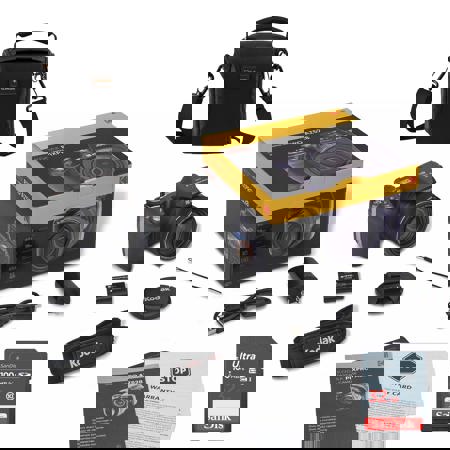 Kodak - Pixpro Fz55 Kodak PIXPRO AZ528 Digital Camera Bundle With