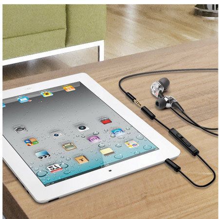 iLuv iEA15 iPod Remote with Third-Party Headphones Adapter for VoiceOver, Black