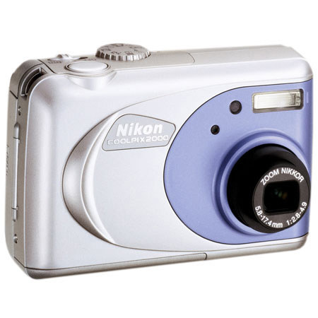 Nikon Coolpix 2000 Point and Shoot Digital Camera, 2.0 Megapixel, 3x optical zoom/2.5x Digital Zoom