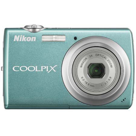 Nikon Coolpix S220 Dig Camera Kit, Green w/4GB SD Card