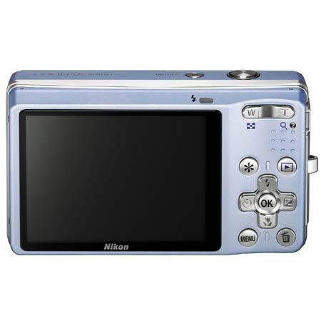 Nikon Coolpix S560 10 MP 2.7in LCD Camera, Cool Blue