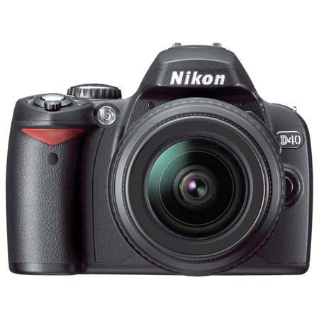 Nikon D40 6.1 Megapixel Digital SLR Camera Two Lens Kit, with 18-135mm f/3.5-5.6G ED-IF AF-S DX & 70mm - 300mm f/4-5.6G ED-IF AF-S VR (Vibration Reduction) - USA Warranty